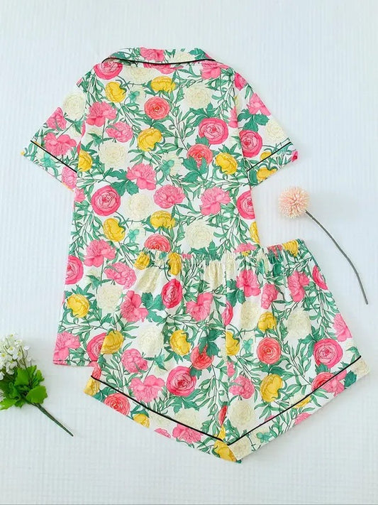 Two-piece Set Women's All Over Floral Print Button Front Pocket Shirt & Shorts Pajama, Casual Comfy Short Sleeve Lapel Neck Top & Shorts Pajama Set, Ladies Sleepwear for All Seasons