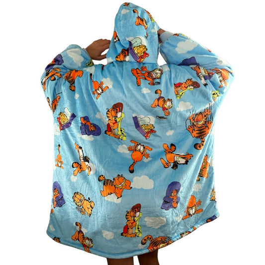 Garfield Oversized wearable Blanket Hoodie – Cozy Sherpa Hoodie with Classic Comic Print unisex snuggle for adults and kids