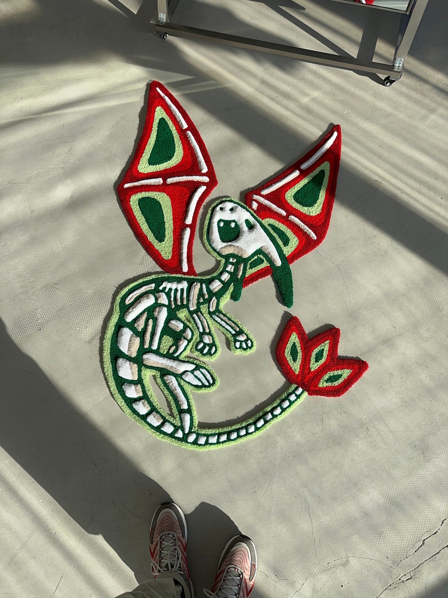 3D Tufted Rug – Handmade Rug with Fantasy Skeleton Creature – Fluffy Art Carpet – Unique Decor for Anime & Game Fans