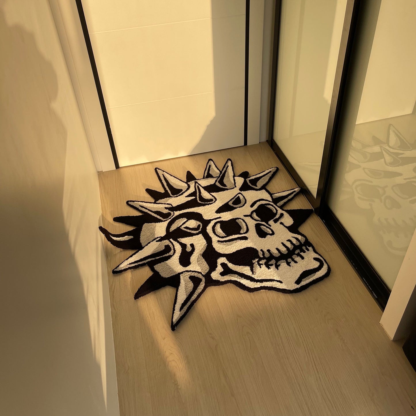 Grunge Skull Tufted Rug: Handmade Acrylic Home Decor