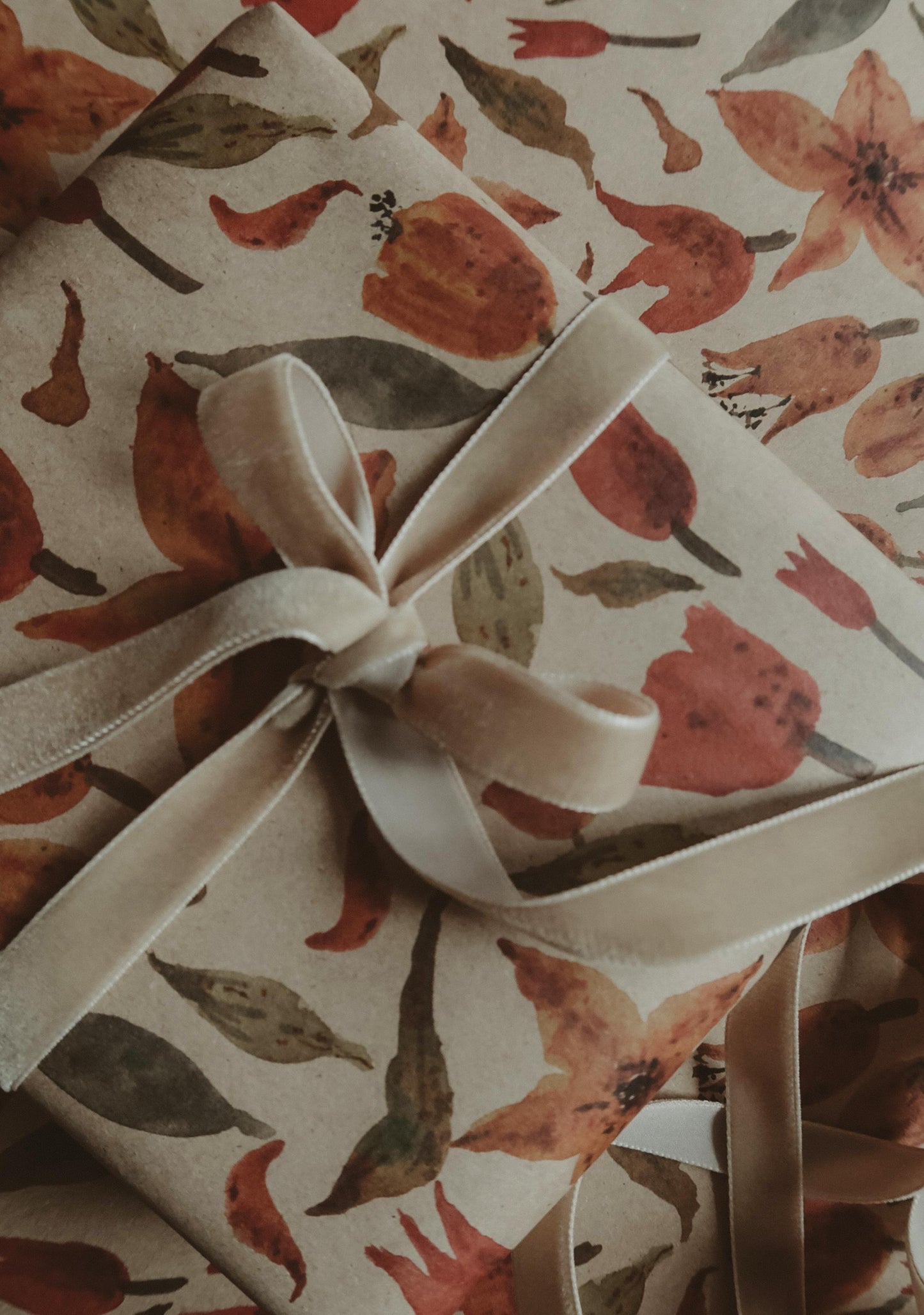 Tulips wrapping paper, Gift Wrap, gift wrapping paper, Gift Warp, Wrapping paper, gift paper, floral wrapping paper, recycled