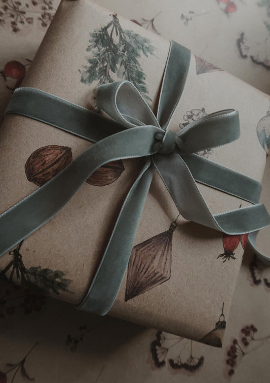 Christmas Wrapping paper, Christmas Gift Wrap, Rustic Christmas Wrap, Graphical Christmas Gift Warp, Xmas Wrapping paper, gift