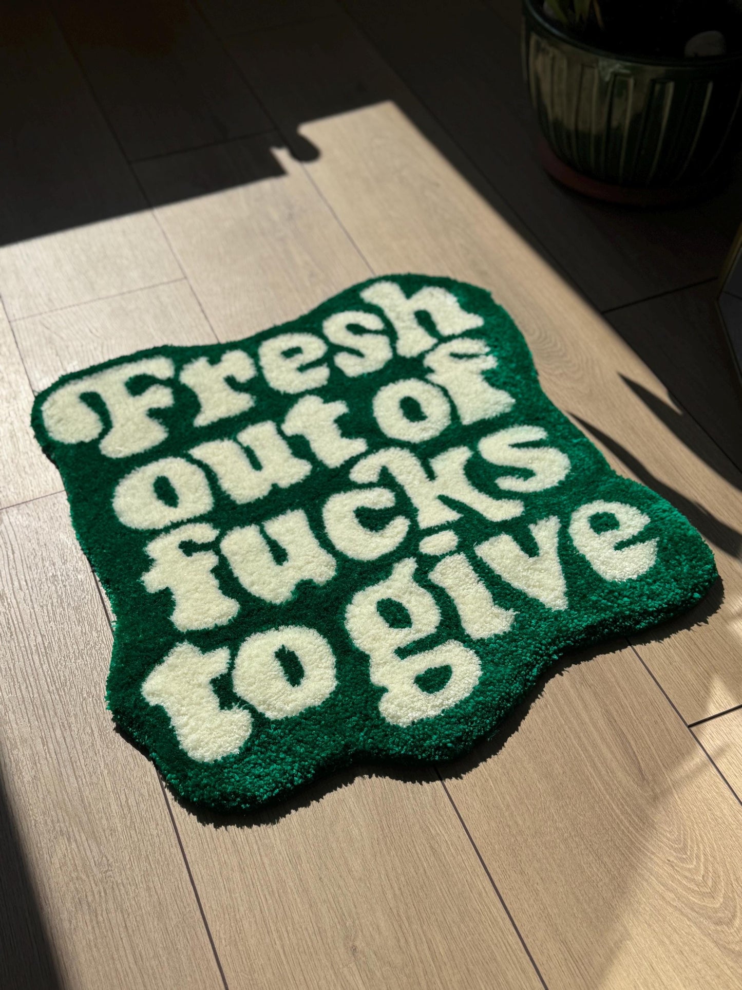 Fresh Out F4cks to Give Rug – Funny Text Tufted Handmade Rug – Bold Fluffy Statement Mat – Sassy Wall or Floor Decor