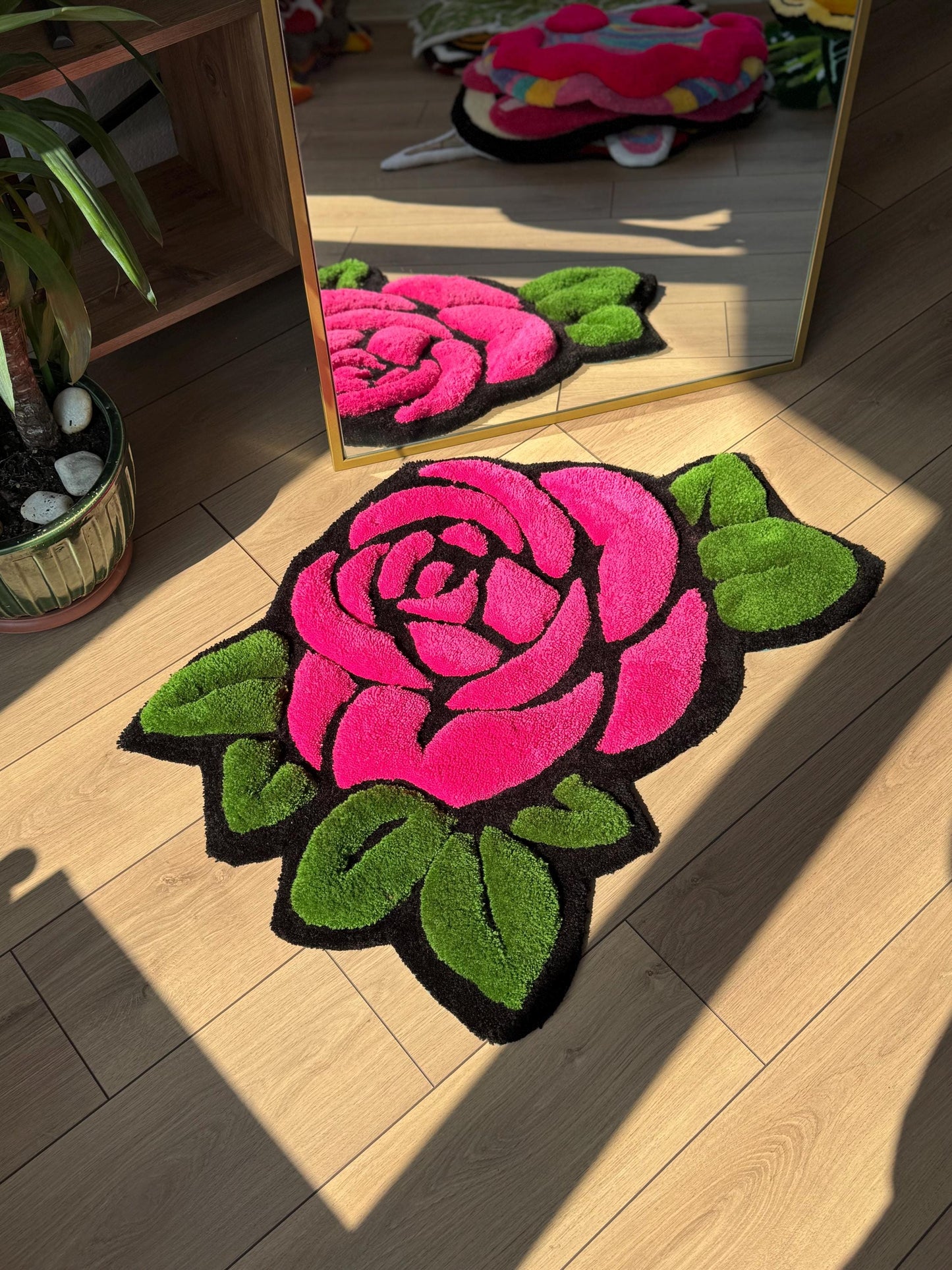 Handmade Pink Rose Shaped Tufted Rug 3D Floral Carpet for Bedroom Living Room Aesthetic Decor Unique Soft Floor Mat 95x75cm Gift Idea