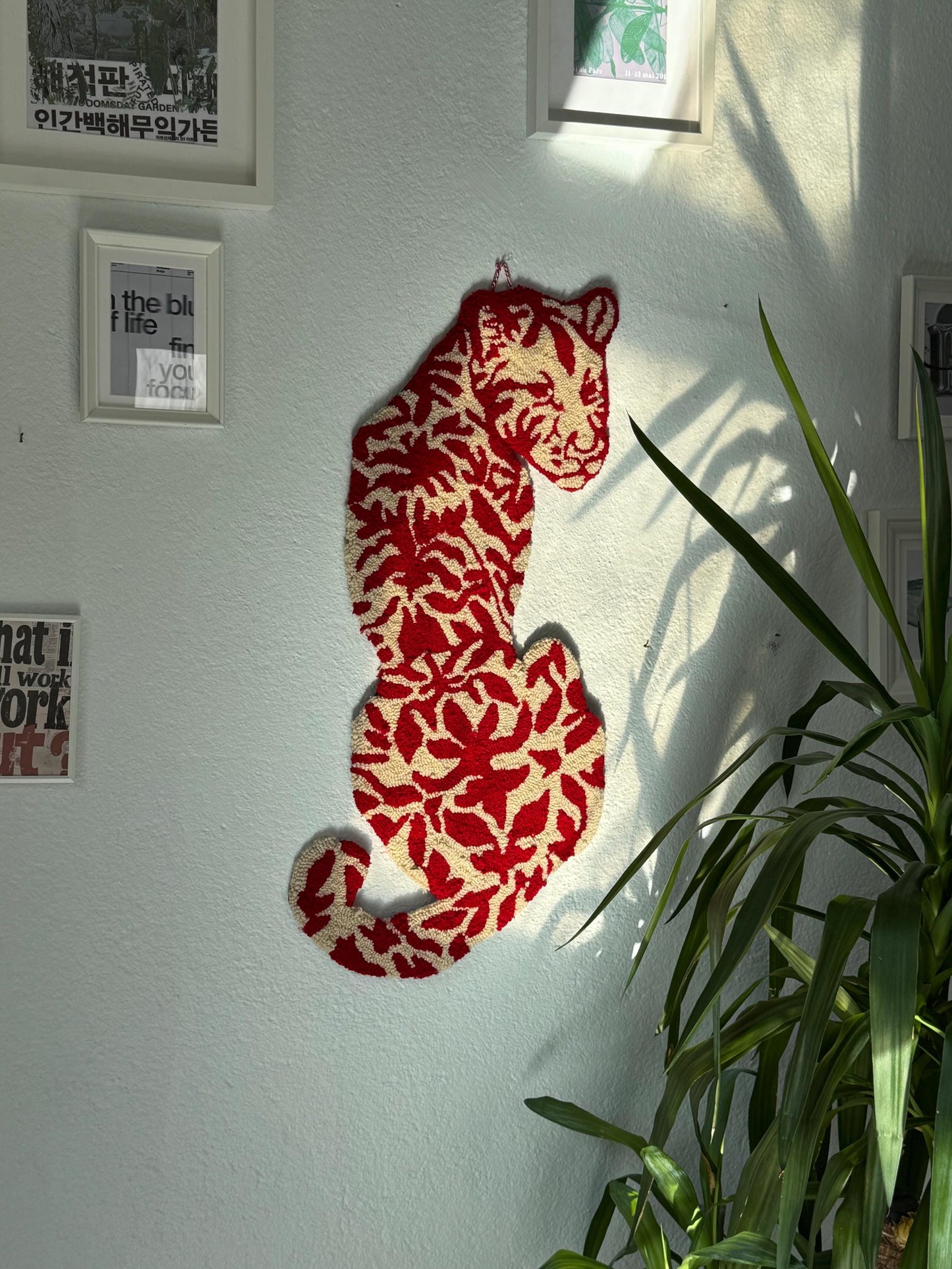 Handmade Tufted Rug Tiger Inspired Big Cat Silhouette Red White Floral Pattern Unique Animal Shaped Carpet