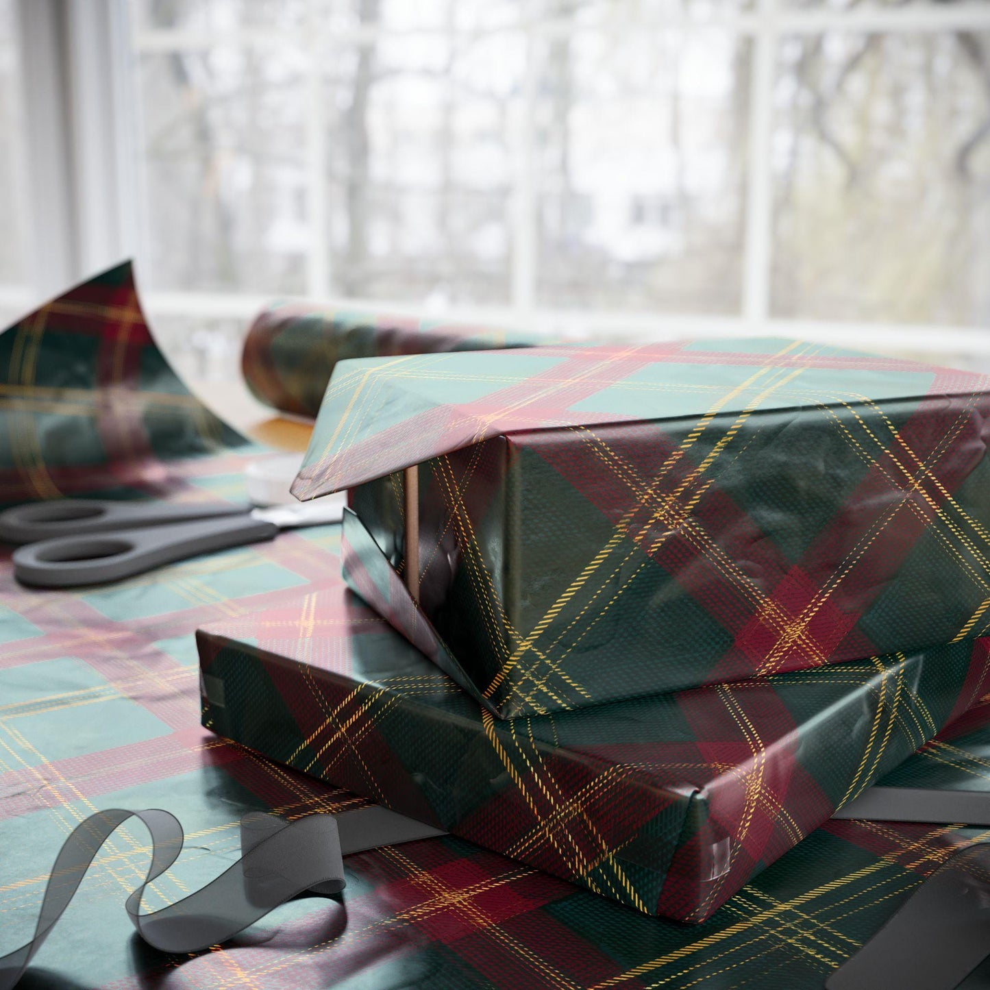 Vintage Green Tartan Christmas Wrapping Paper Roll, Elegant Holiday Gift Wrap, Classic Seasonal Gift Wrap, Luxury Christmas Paper