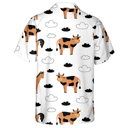 Ainmhithe Bó Agus Capall Feirme ar Chúlra Bán Léine Haváís, Bronntanas Léine Haváíais, Bronntanas Nollag