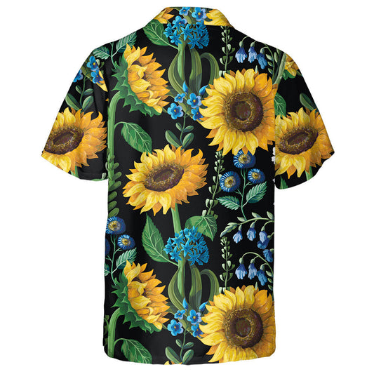 Patrún Hippie Bláthanna Gorma Agus Lus na Gréine ar Chúlra Dubh Léine Haváís, Bronntanas Léine Haváís, Bronntanas Nollag