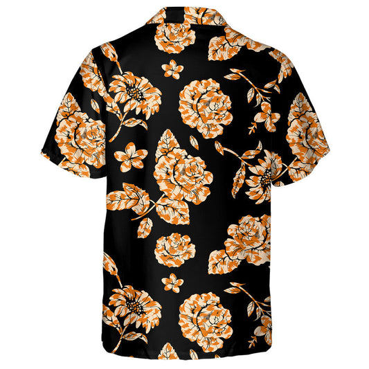 Liopard Fiáin na hAfraice le Bláthanna ar Chúlra Dubh Léine Haváís, Bronntanas Léine Haváís, Bronntanas Nollag