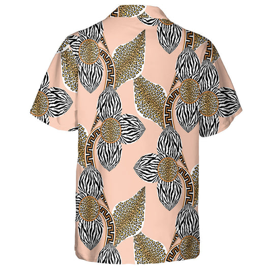 Bláthanna Coimhthíocha Le Liopard Riabhach Agus Móitífeanna Gréagacha Léine Haváís, Bronntanas Léine Haváís, Bronntanas Nollag