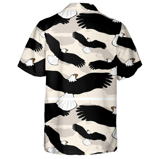 Iolar ag eitilt ar chúlra bándearg éadrom Léine haváí, bronntanas Léine Haváís, bronntanas Nollag