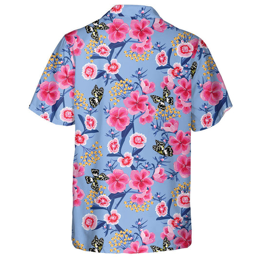 Téama an Earraigh Móinéar Bándearg faoi Bhláth Milis agus Léine Haváís Féileacán, Bronntanas Léine Haváís, Bronntanas Nollag