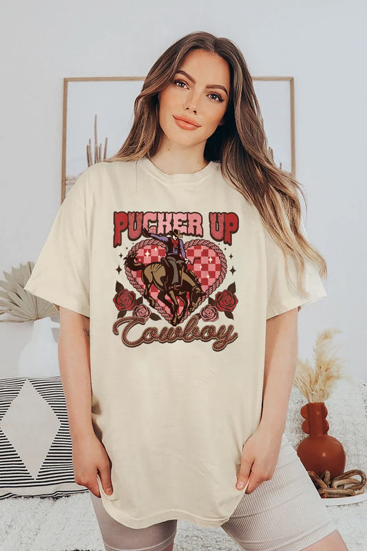 Retro Pucker Up Cowboy Western Valentine Heart Howdy Sweatshirt