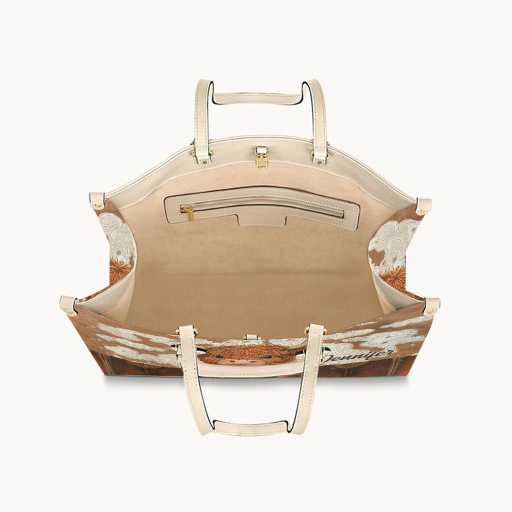 Cute Highland Cow - Personalized Highland Cow Leather Handbag