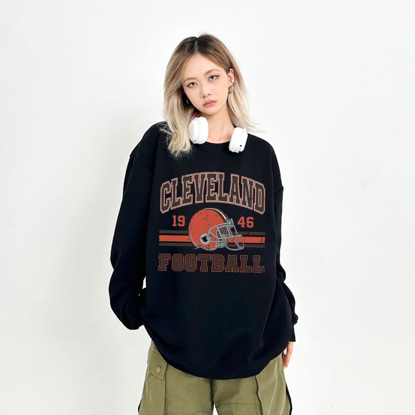 Cleveland Football Sweatshirt, Cleveland Shirt Retro Style 90s Vintage Unisex Crewneck, Graphic Tee Gift For Football Fan Sport