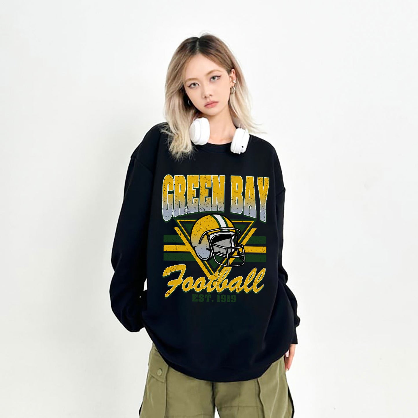 GREEN BAY FOOTBALL EST 1919 Sweatshirt, GREEN BAY FOOTBALL EST 1919 Shirt Retro Style 90s Vintage Unisex Crewneck, Graphic Tee Gift For Football Fan Sport