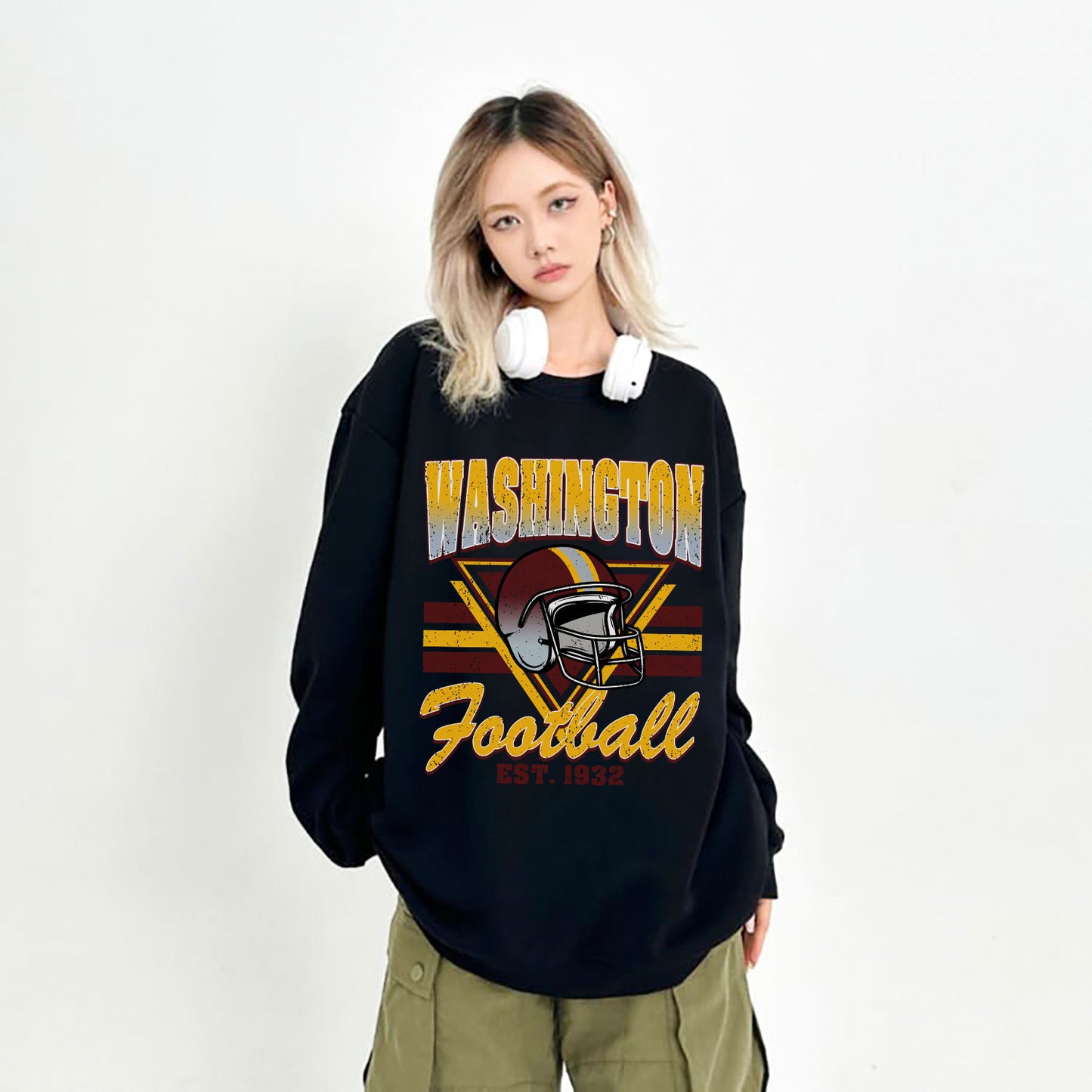 WASHINGTON FOOTBALL EST 1932 Sweatshirt, WASHINGTON FOOTBALL EST 1932 Shirt Retro Style 90s Vintage Unisex Crewneck, Graphic Tee Gift For Football Fan Sport