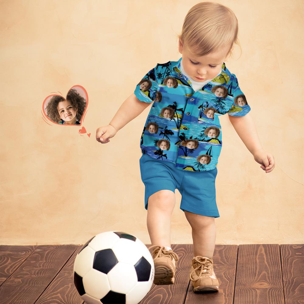 Léine Haváise Aghaidh Chustaim Leanbh ar fud Priontáil Duilleoga Móra Léine Muinchille Gearr