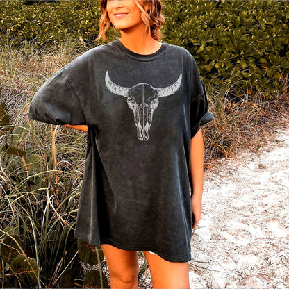 Dathanna Compord Léine Cloigeann Bó Boho, Léine Iarthar Fiáin, Tee Grafach an Iarthair, Léine Cowgirl, Léine Cloigeann Tarbh, Tí Thiar Theas, Té an Iarthair