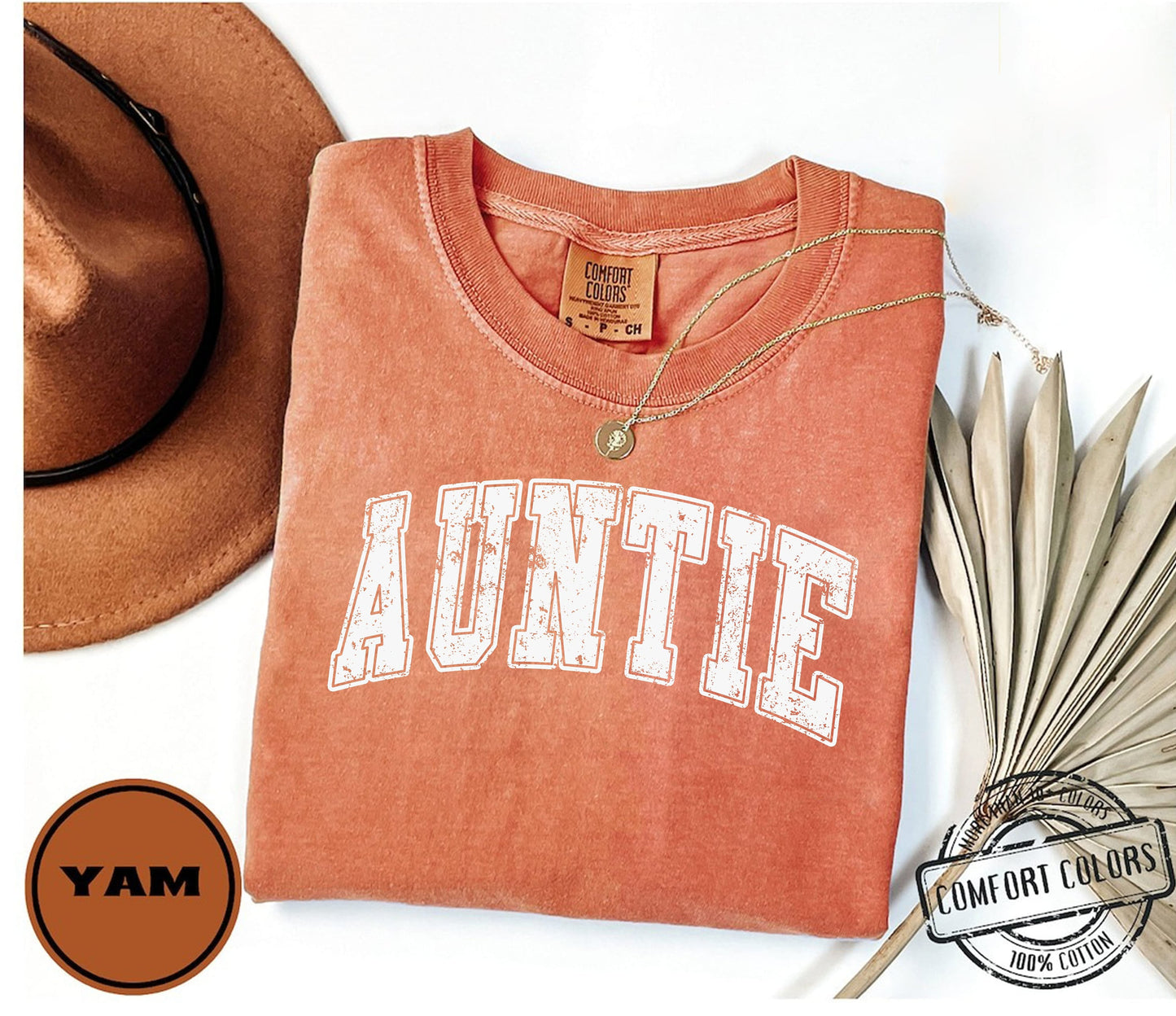 Comfort Colors® Retro auntie Shirt, Aunt Shirt, Auntie Shirt, New Aunt tee, Pregnancy Announcement, Gift for Aunt, Pregnancy Reveal to Aunt