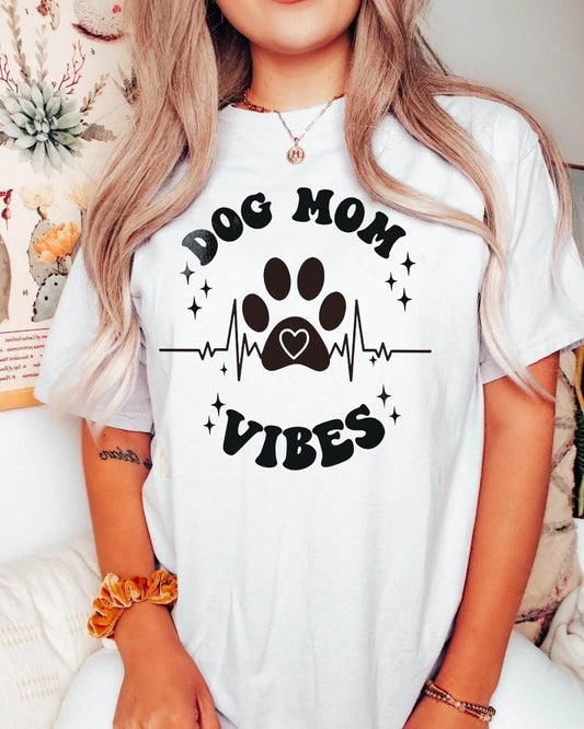 DOG MOM Vibes Shirt, Dog Mom Sweatshirt, Dog Mom Gift, Dog Mom Sweatshirt, Dog Mom shirt, Dog Mom Tee, Dog Mom Shirt for Women, Unisex shirt