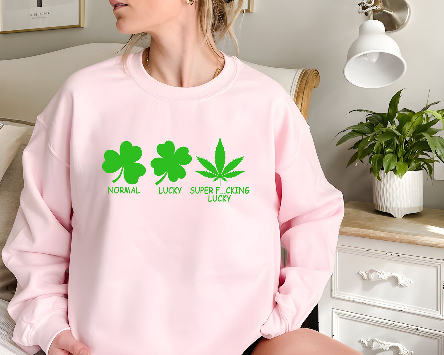 Geansaí Fiailí Greannmhar Lá Fhéile Pádraig, Léine Seamair Ceithre Dhuilleog, T-Léinte Fiailí Shamrock, Bronntanas Stoner Lá Fhéile Pádraig, Bronntanais Fiailí G310