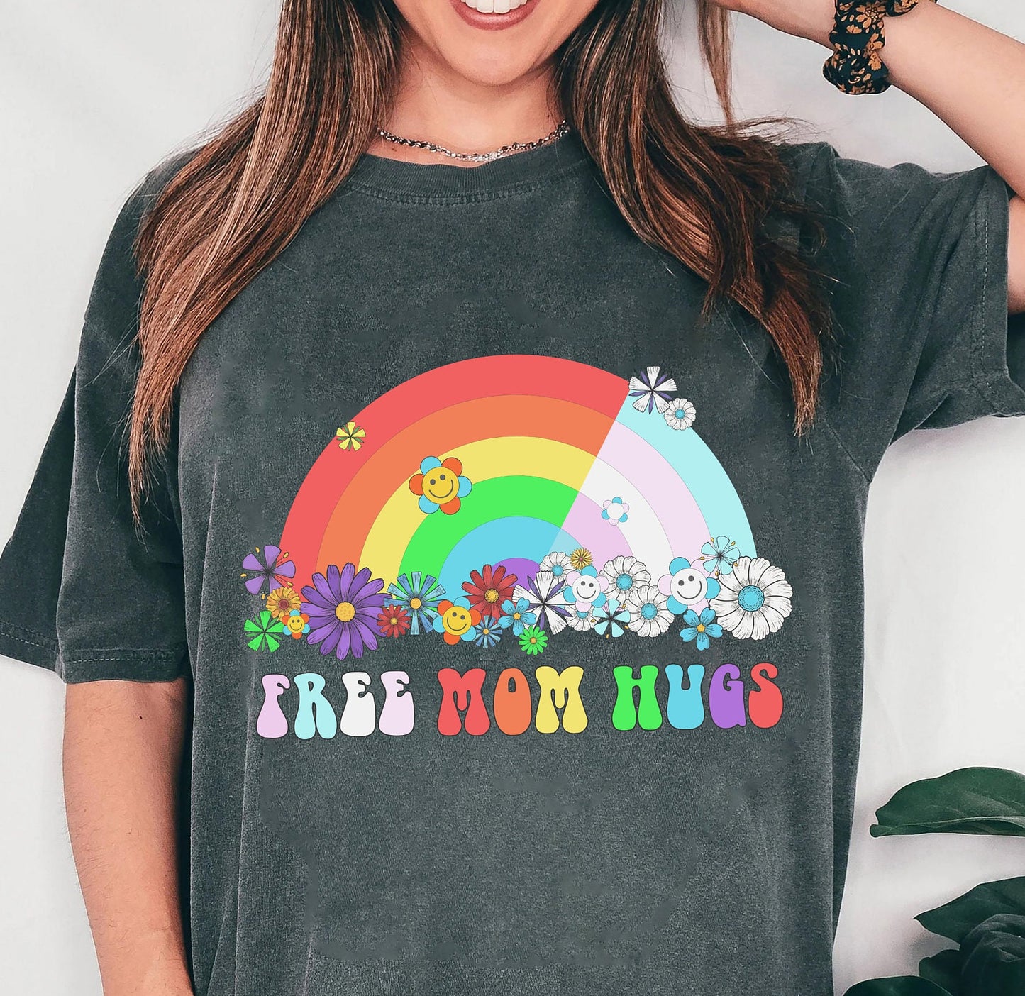 Free Mom Hugs T-shirt, Proud Mom Apparel, Rainbow Gay Pride Shirt, Lgbtq Proud Parent Shirt, Equality Gifts, Rainbow Heart Shirt, Proud Tee