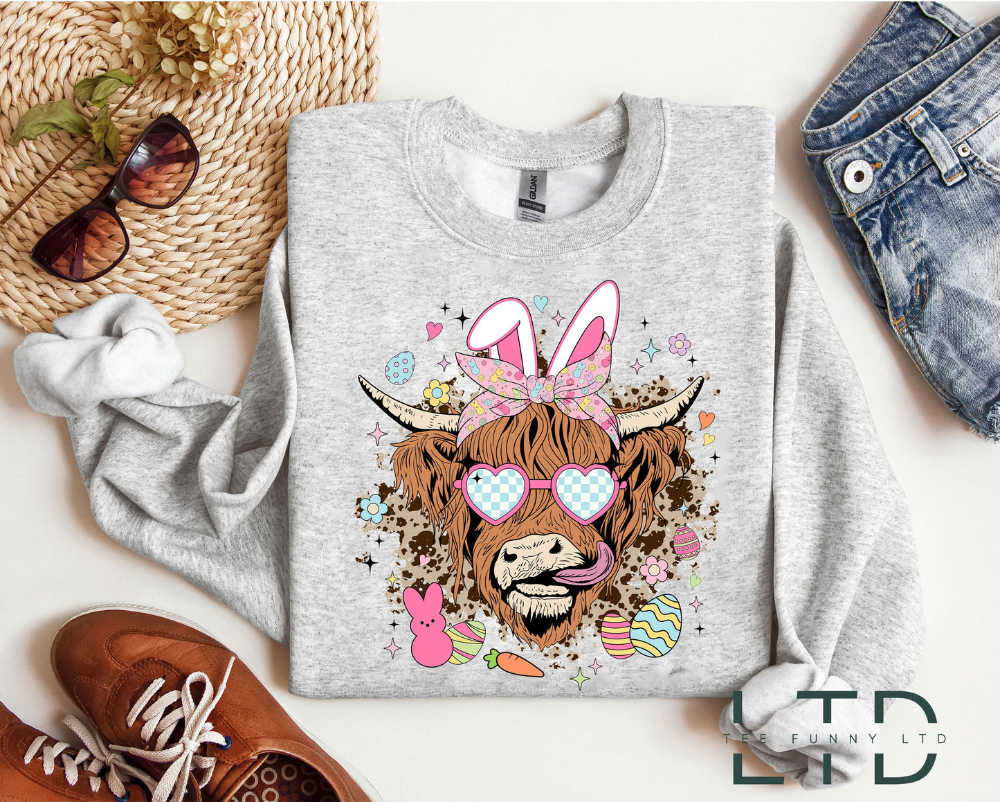 Léine Lae Cásca Bó Ghàidhealach, T-Léinte Cásca Bó Bogh, Léinte leannán na mBó, Léine Uibheacha Cásca, Geansaí Cásca Shona, Tí Ainmhithe Feirme