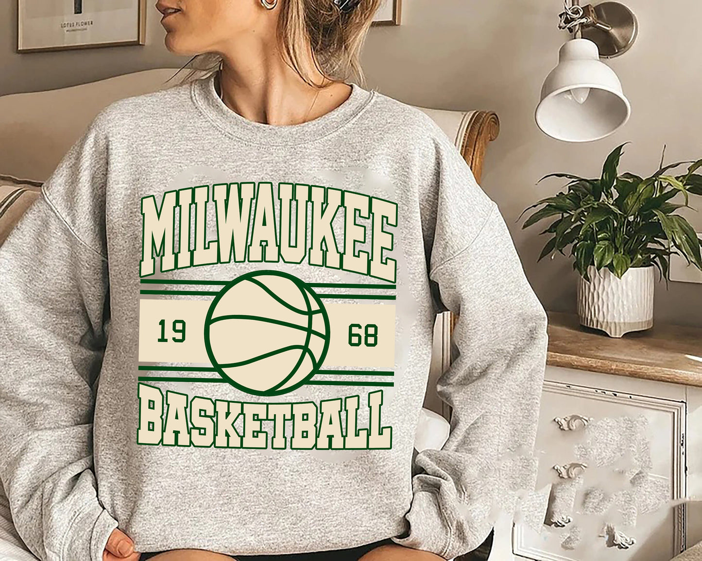 Milwaukee Basketball Retro Crewneck Sweatshirt, Vintage Milwaukee Sweater, Basketball Sweatshirt , Milwaukee Gameday Tee, 90s Aesthetic Crew