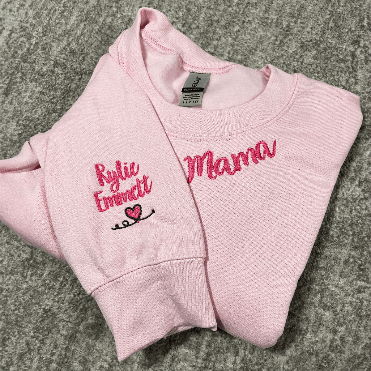Mimi Sweatshirt with GrandKids Names on Sleeve, Embroidered Gift for Mimi