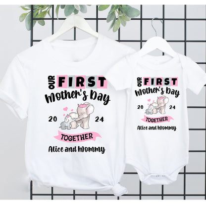 Saincheaptha Ár gCéad Lá Máithreacha, Bronntanas do Mhamaí Nua, Léine Lá na Máithreacha , Lá na Máithreacha Meaitseála, Sweatshirt Lá na Máithreacha, Bronntanas do Mhama, tee Lá na Máithreacha