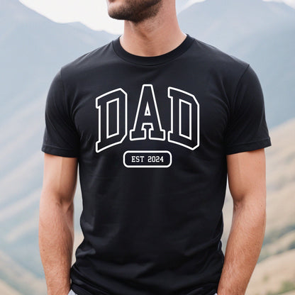 Personalized Dad Shirt, Dad Est 2024 Sweatshirt, Custom Dad, Pregnancy Announcement for Dad, Gift for Dad, Father's Day Hoodie New Dad Shirt