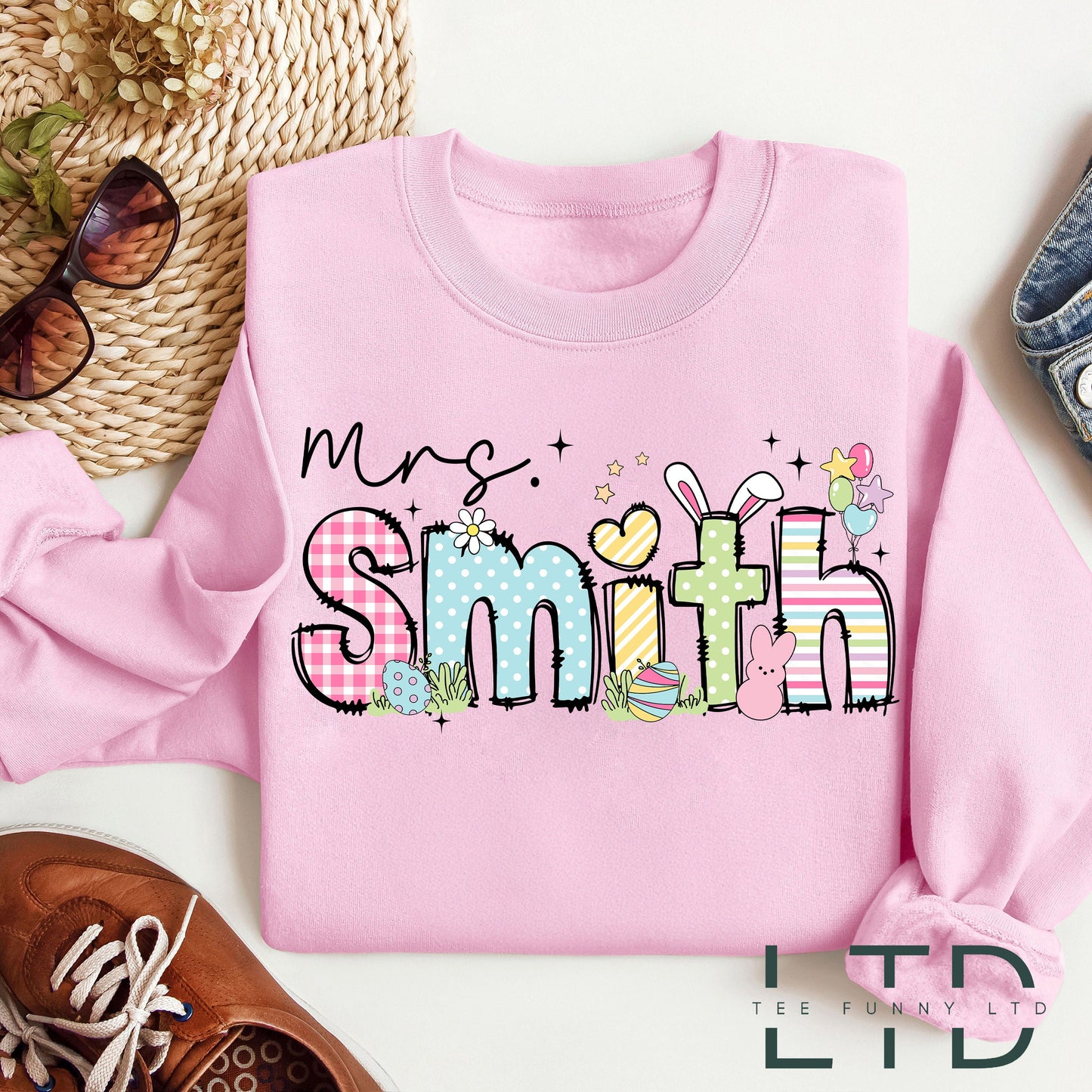 Léine Cásca Pearsanta an Mhúinteora, Ainm an Mhúinteora Saincheaptha, Bronntanas Múinteora na Cásca, Coinín Múinteora Lae Cásca, Léine Múinteora Hoppy amháin, Saol an Mhúinteora