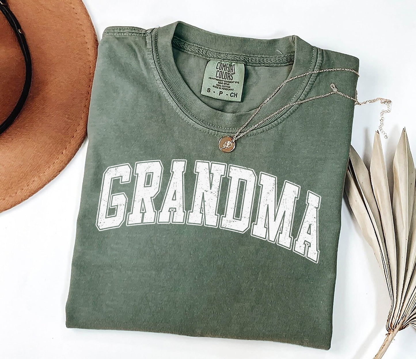 Personalize Mom Gift For Grandma tshirt, Mothers Day Gift, Nana Sweatshirt, Tante Sweatshirt, Tia Sweatshirt, Mommy Sweatshirt,Mama Gift