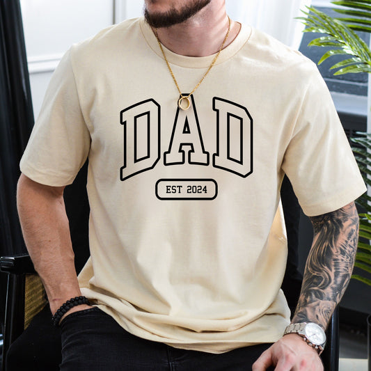 Personalized Dad Shirt, Dad Est 2024 Sweatshirt, Custom Dad, Pregnancy Announcement for Dad, Gift for Dad, Father's Day Hoodie New Dad Shirt