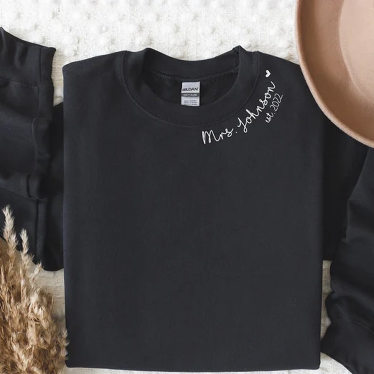 Geansaí Bróidnéireachta Cat Dubh nó Hoodie, Bronntanas Cat Dubh