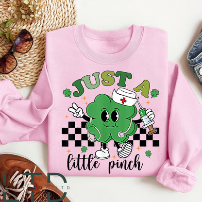 Léinte Altraí Lá Fhéile Pádraig, Léinte Altraí, Banaltra Léinte Phádraig, Pionsa Beag RN Fléibeatóimí L&amp;D, T-Léinte Seamróige do Mhná 1