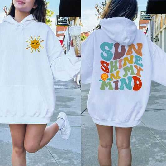 Hoodie Sunshine On My Mind Hoodie, Sweatshirt Aeistéitiúil, Cochaillín Trá Samhraidh, Léine Gleoite Cailín Surfer, Caite Samhraidh, Bronntanas Hoodie Focail ar Ais