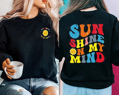 Solas na gréine ar m'intinn, Crewneck unisex na mBan, Léine Seanré Sunshine, Léine Retro Boho, Tléine Hiking, Tee Grafach Gréine, Tléine Unisex Unisex Retro tee