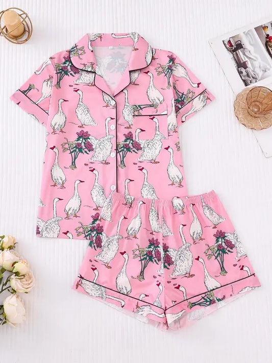 Two-Piece Set Women's All Over Goose Print Lapel Neck Pajama, Casual Comfy Short Sleeve Shirt & Elastic Waist Shorts PJ Set, Ladies Sleepwear for All Seasons