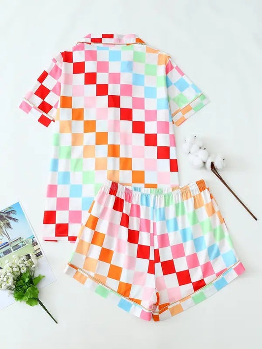 Two-Piece Set Women's All Over Goose Print Lapel Neck Pajama, Casual Comfy Short Sleeve Shirt & Elastic Waist Shorts Pajama Set, Ladies Sleepwear for All Seasons