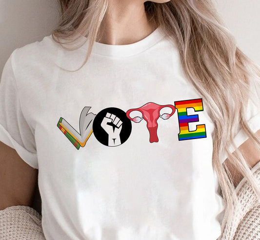 Léine Vóta, T-léine Leabhar Toirmiscthe, Tae um Chearta Atáirgthe, Te BLM, Léine Gníomhaíochais Pholaitiúil, Pro Roe V Wade, T-léine Toghcháin, Léine LGBTQ