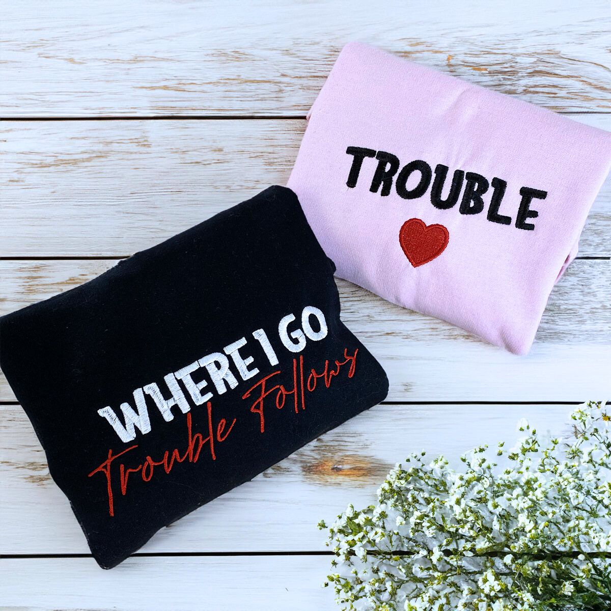 Geansaí Bróidnéireachta Cat Dubh nó Hoodie, Bronntanas Cat Dubh