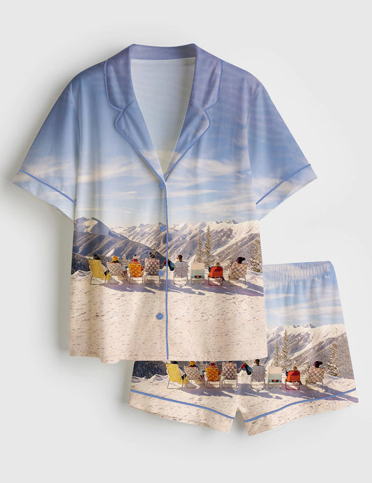 Women’s Vintage Skiing Adventurous Outdoor Dining Spots Apres Ski Short Sleeve Satin Pajama Set