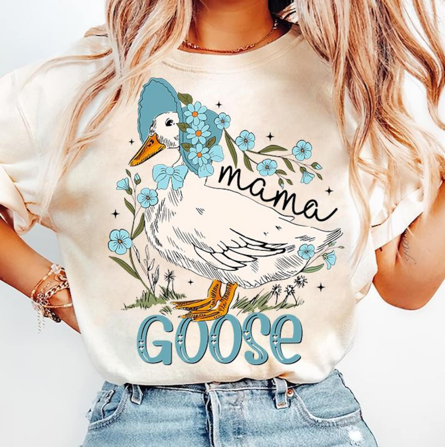Mama Goose Sweatshirt, Floral Mama shirt, Coquette Mama shirt, Vintage mama shirt