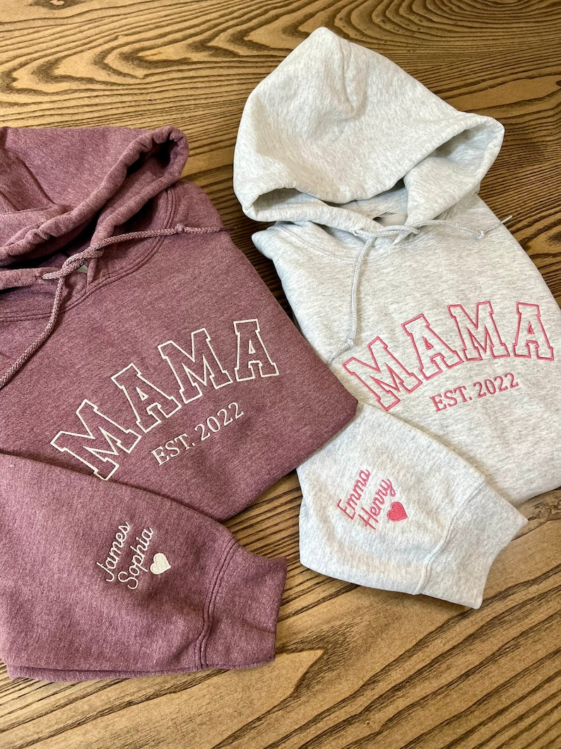 Custom Embroidered Mama Hoodie, Personalized Mama Hoodie with Names on Sleeve, Gift For New Mom, Mama Est Year Shirt, Gift for Women.