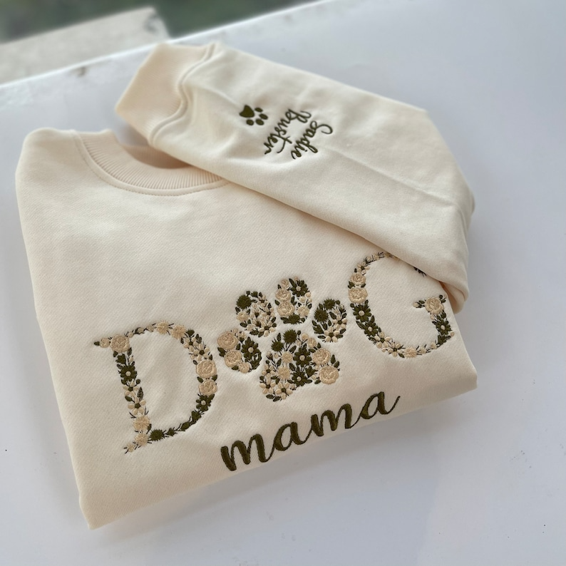 Custom Floral Embroidered Sweatshirt with Pet Name on Sleeve | Sweatshirt for Dog Lover Fur MAMA Sweatshirt | Dog Mom Embroidered Sweatshirt