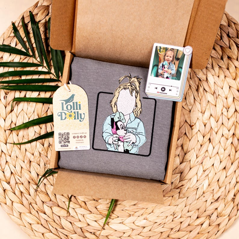 Go dtí an Ghealach Agus Ar Ais Geansaí nó Cochaillín, Bronntanais Lánúin Bróidnithe Pearsanta