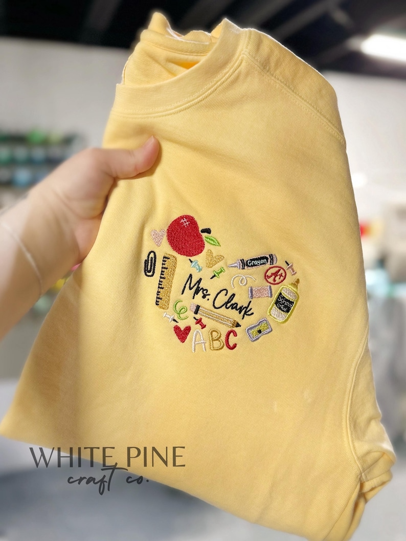 Go dtí an Ghealach Agus Ar Ais Geansaí nó Cochaillín, Bronntanais Lánúin Bróidnithe Pearsanta