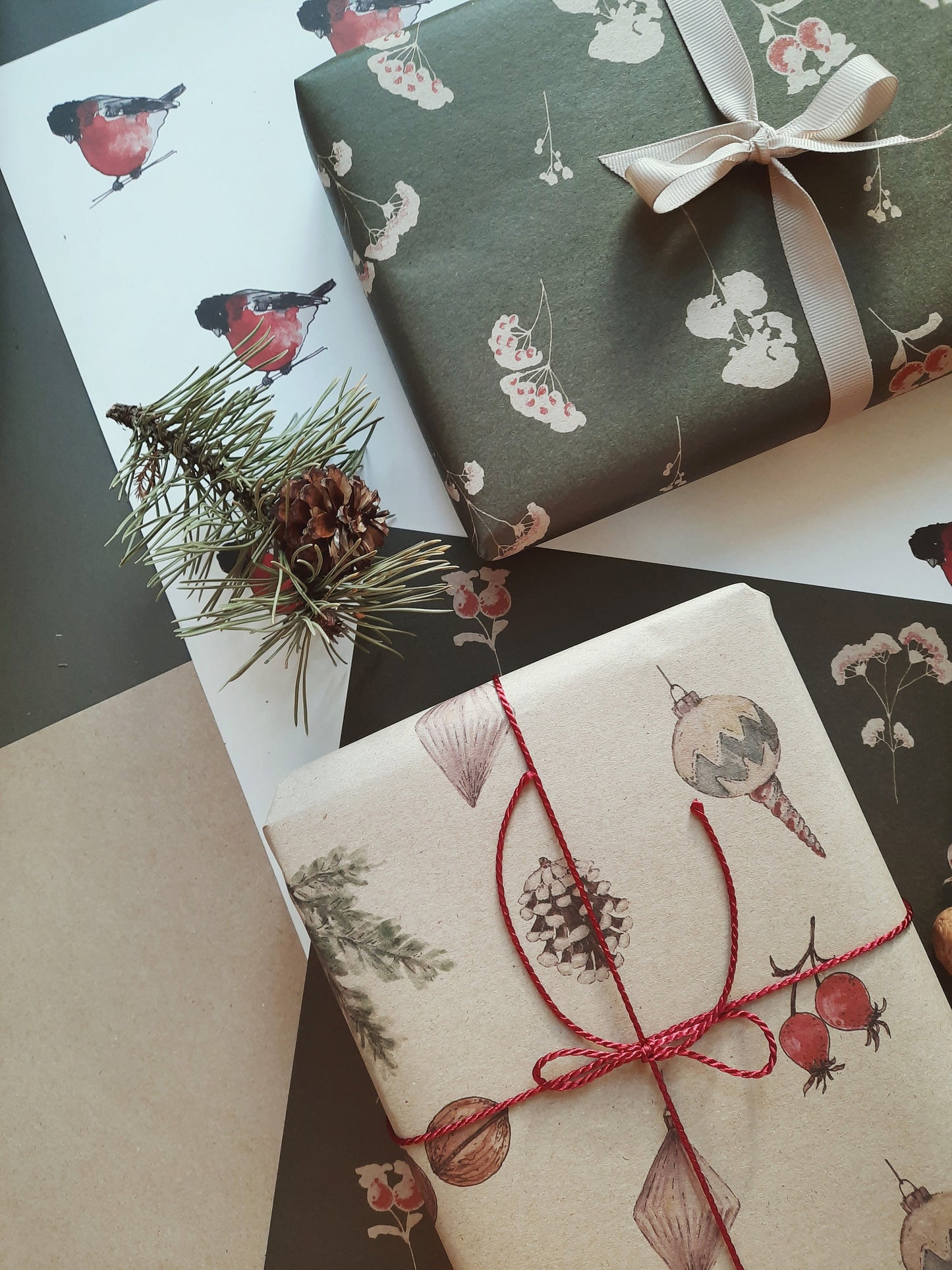 Christmas Wrapping paper, Christmas Gift Wrap, Rustic Christmas Wrap, Graphical Christmas Gift Warp, Xmas Wrapping paper, gift